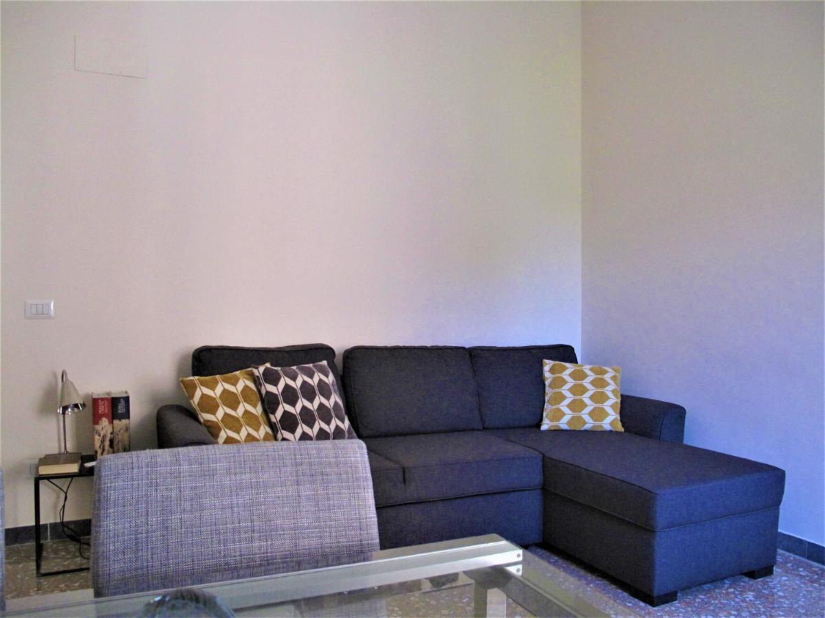 Duchi Di Castro Chic Apartment Рим Екстериор снимка