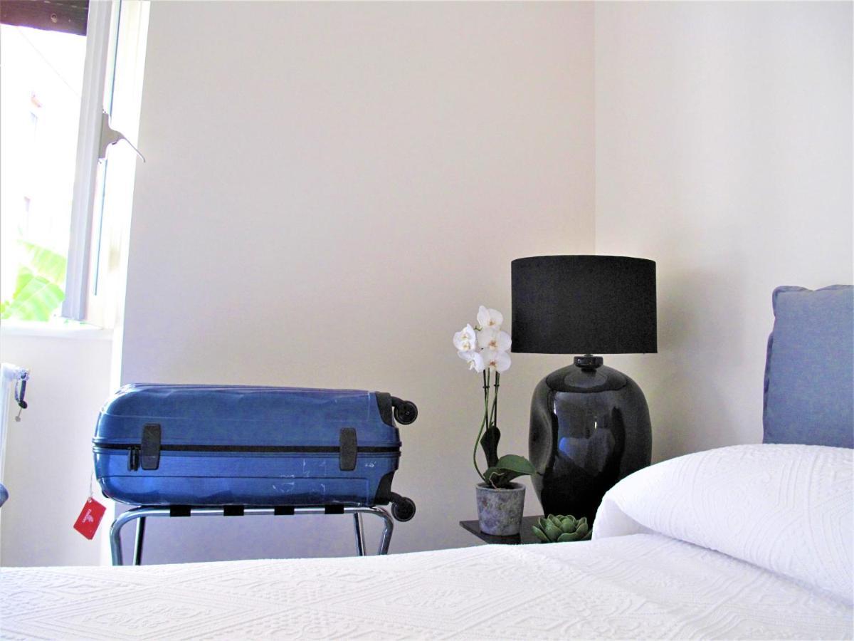 Duchi Di Castro Chic Apartment Рим Екстериор снимка