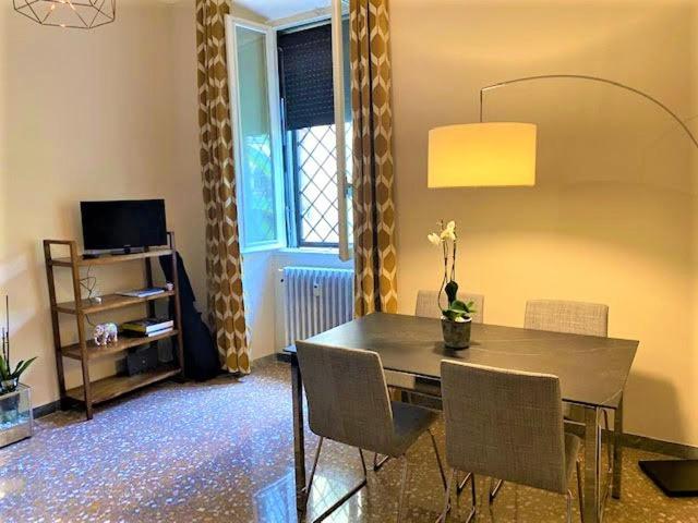Duchi Di Castro Chic Apartment Рим Екстериор снимка